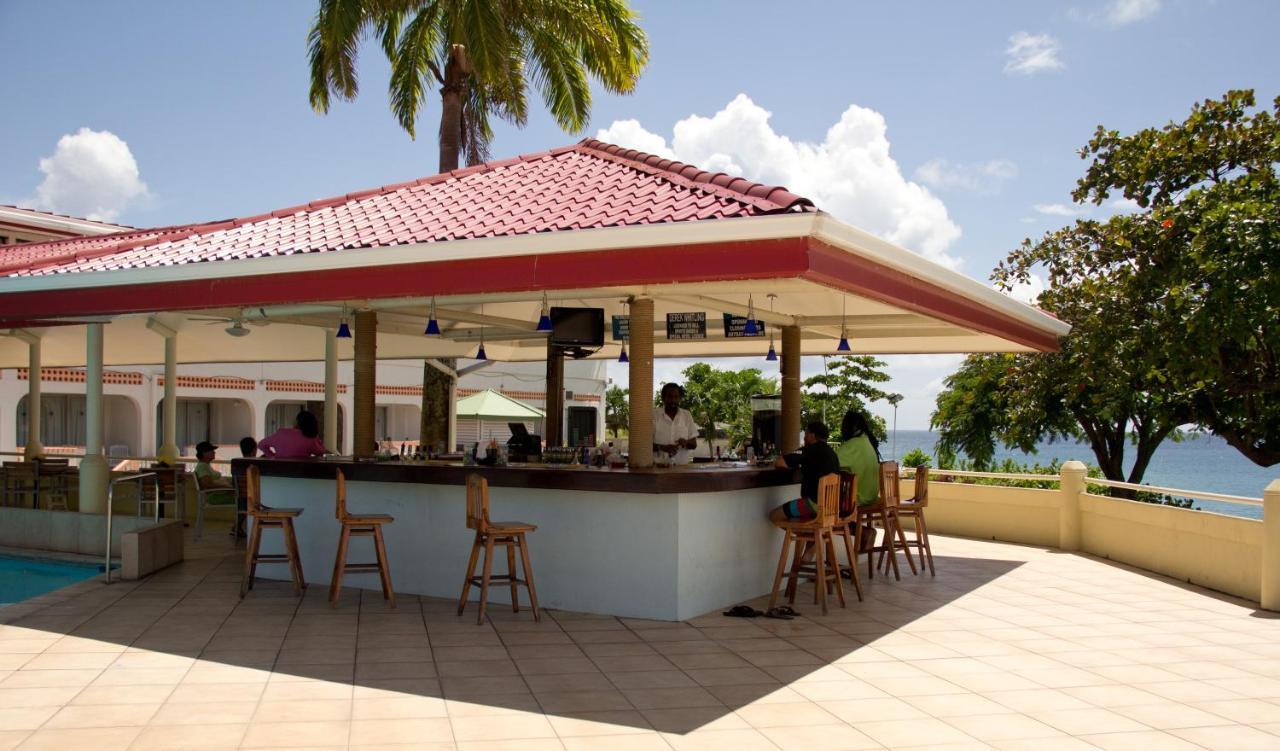 Crown Point Beach Hotel Exterior foto